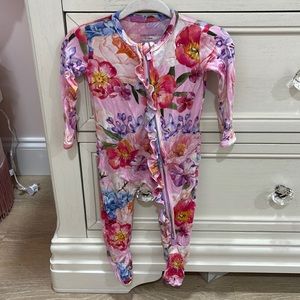 Posh Peanut Floral Ruffle Butt Footie PJ 🌸🌸